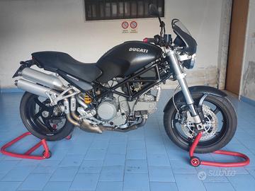 Ducati Monster S2R 800 – Dark anno 2005