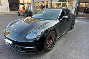 Porsche Panamera 4.0 4S Diesel
