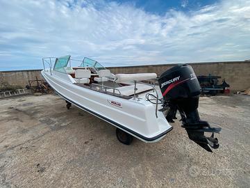 Boston Whaler Revenge 21 USA