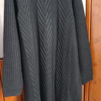 Abito nero in maglia 