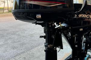 MERCURY FOURSTROKE 5 HP – € 1.200