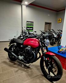 Moto Guzzi V7 IV 850 STONE NUOVA