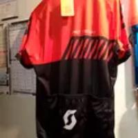 Maglia da bici. XXL. marchio  RC TEAM. 