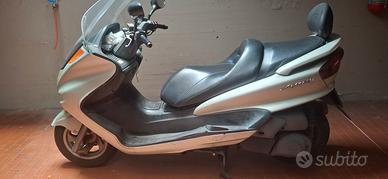 motoscooter yamaha majesty 250 anno 2006