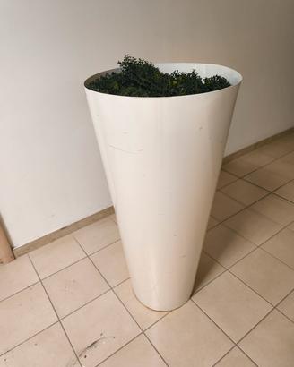 vaso da giardino in ferro 