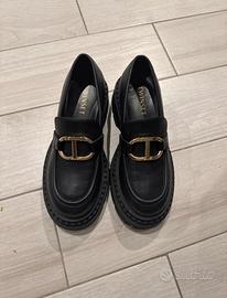 Scarpe senza lacci simil mocassini