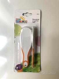 Pettine e spazzola per bambini da 0 a 3 anni.