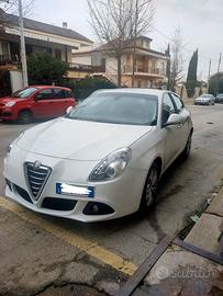 Alfa Romeo Giulietta 1.6 JTDm-2 105 CV Exclusive