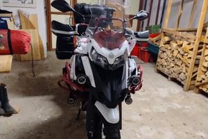 Benelli TRK 502X