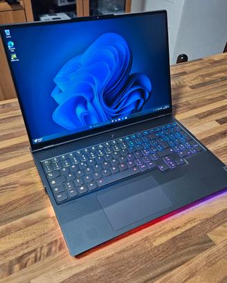 Legion 7 i7-11800H RTX 3070 32GB 1TB