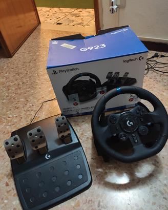 Volante Logitech G923 + Pedaliera – PS4/PS5/PC 
