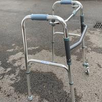 Girello da interno per anziani