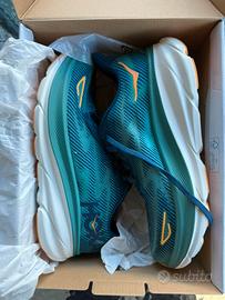 Hoka Clifton 9