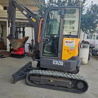 Miniescavatore volvo ecr25d