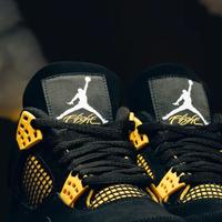 Air Jordan 4 "Thunder" 2023