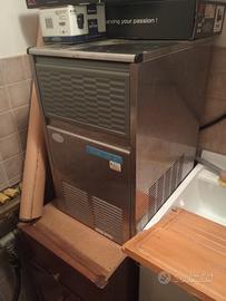 macchina del ghiaccio Bar Line