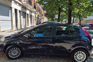 Fiat Punto Street 1.2 benzina - 32.600 km - 6900€