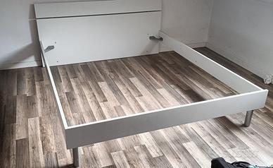 struttura letto matrimoniale 