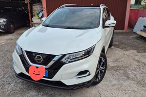 Nissan qashqai 1.5 dci n contenta, €12.000 trattab