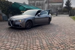 Alfa Romeo Giulia 2.2 150cv