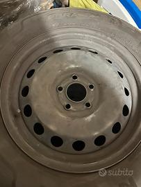 Cerchi per ford 5fori in ferro  da 16 pollici