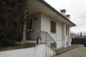 Immobile in asta di 75 m² con 2 locali a Trinità d