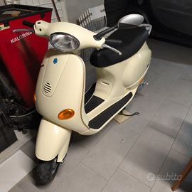 Vespa et2 50
