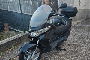 Suzuki Burgman 125 
