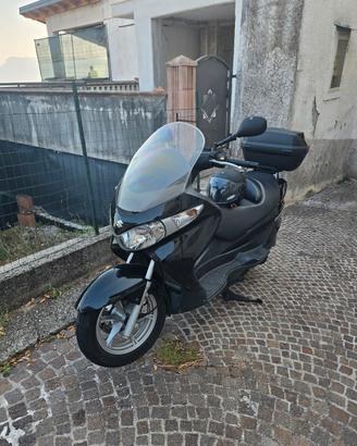 Suzuki Burgman 125 