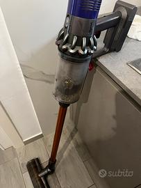 Aspirapolvere dyson V10