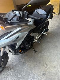 Honda 750x dct