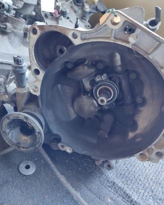 Cambio VOLKSWAGEN POLO 1400cc benzina del 2000