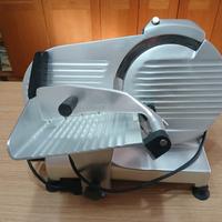 Affettatrice semiprofessionale 