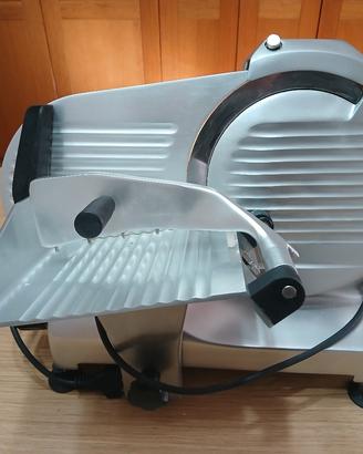 Affettatrice semiprofessionale 