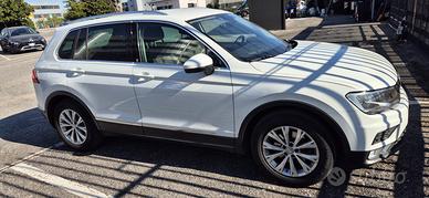 VW Tiguan  1.6 TDI BUSINESS
