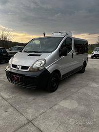 Renault Trafic T29 2.0 dCi/115 PL-TN Passenger Con