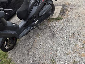 SYM CITYCOM 300iS 2018 solo 16900 km ACCESSORIATO