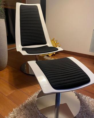 Sedia girevole XPO su base cromata di BoConcept