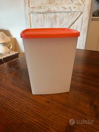 Contenitore Tupperware