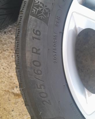 gomme invernali e cerchi per suzuki sx4 e fiat 16