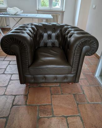 Poltrona Chesterfield in vera pelle