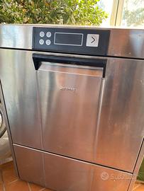 Lavastoviglie per ristoranti