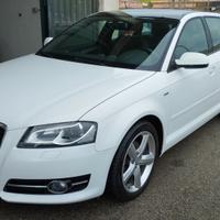 Audi A3 SPB 1.6 TDI 105 CV CR Ambition