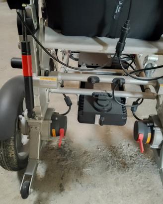 Carrozzina per trasporto disabili