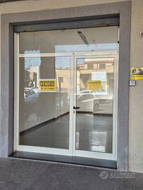 Locale per uso negozio o ufficio