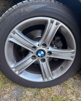 Cerchi originali Bmw 17” + gomme invernali
