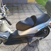 Piaggio Beverly 250