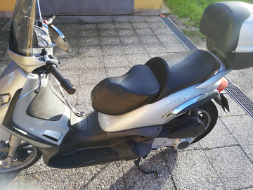 Piaggio Beverly 250