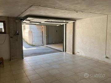 Garage / box auto