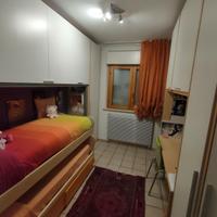 Camera da letto a ponte completa